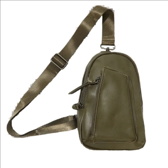 summer & rose Handbags - NWOT Summer & Rose Dark Olive Green Sequoia Crossbody Bag